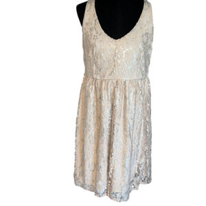 Torrid cream & silver lace dress size 12